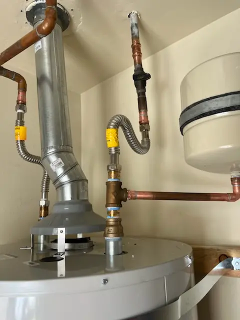 Water heater installation and plumbing repair in Mansion Park